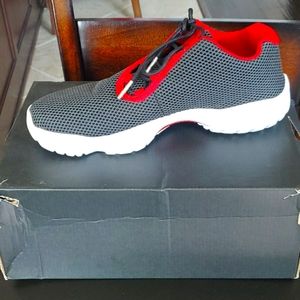 Men gym shoes